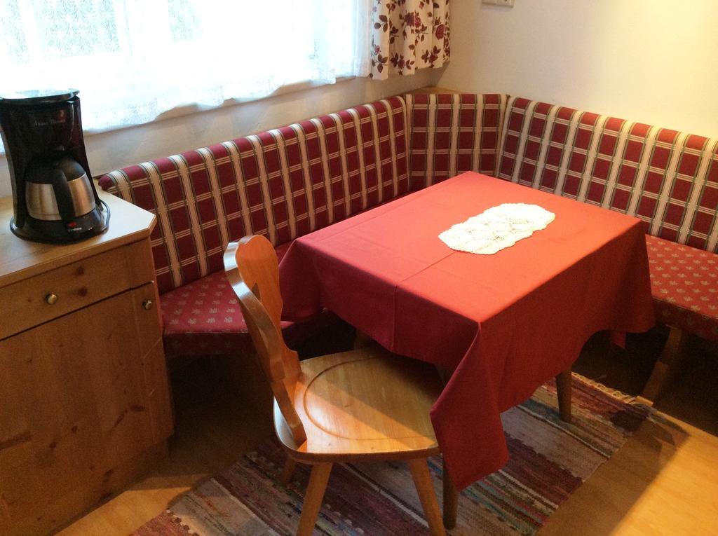 Der Klaushof Apartment Mayrhofen Bilik gambar